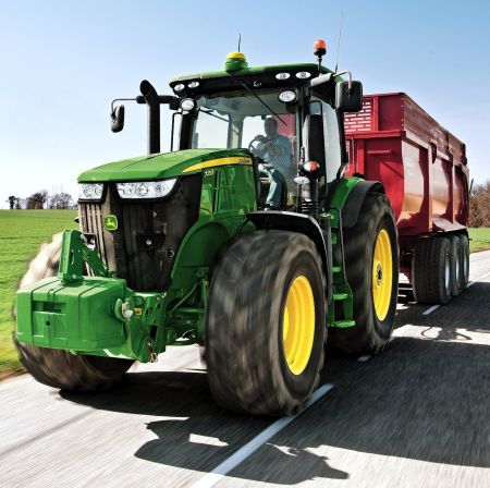 Inviterer til John Deere-fest i Gørlev