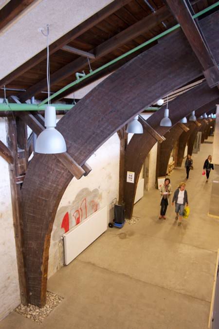 Godsbanen sætter spot på arkitekturen med lys