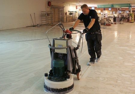 Gulvspecialist satser på stengulve
